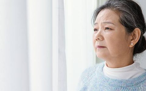 做梦梦见老太太是怎么回事 做梦梦见老太太是什么征兆