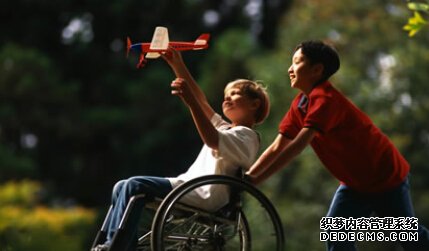 你最厌恶朋友对你做什么