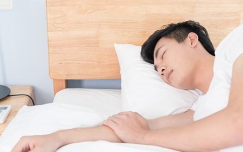梦见自己砍树枝什么意思 梦见自己砍树枝是什么预兆解梦