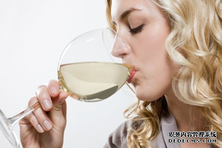 侧你会“酒后乱性”