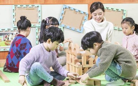 梦见同学是什么意思 梦见同学预示着什么