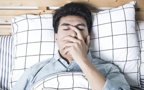 梦见耳屎是什么意思 梦见耳屎有啥征兆