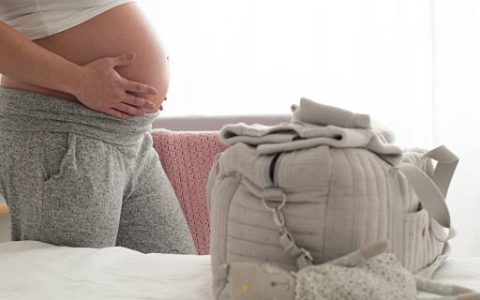 孕妇梦见自己生蚕蛹寓意着什么 孕妇梦见自己生蚕蛹代表什么预兆