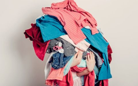 提前搬衣服和被子算搬家吗
