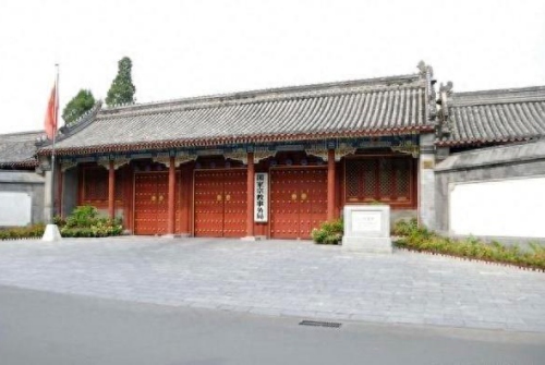 门前有横路十大吉兆