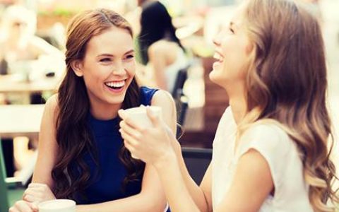 屁股大的女人好生养吗_女人屁股大的体相