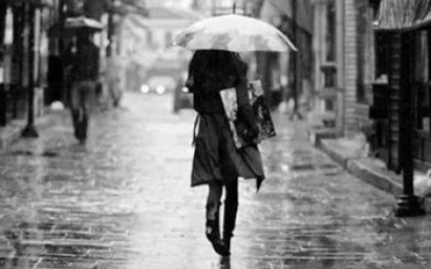 水瓶座在爱情中最在乎什么