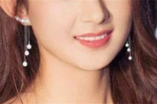 圆脸的女人命运好不