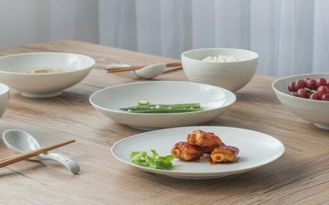 梦见老婆给我送饭来什么意思 梦见老婆给我送饭来预示什么