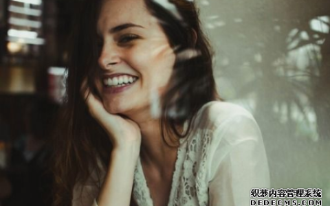 你是哪个带的出去的女友吗？