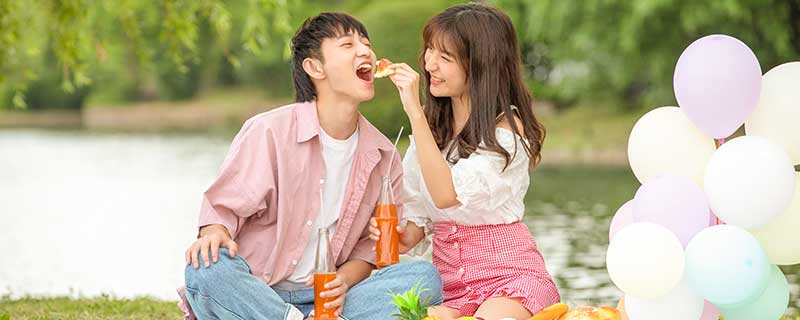 梦见和爱人吃饭有什么预兆 梦到和爱人吃饭什么意思