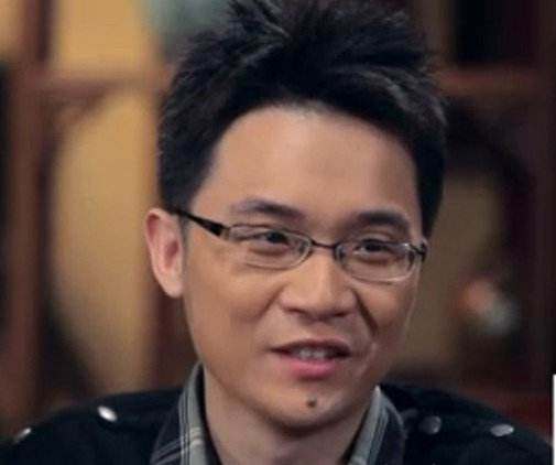 男人哪里长痣最有福气？痣相解读男人运！