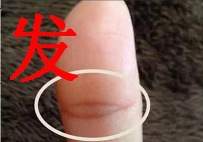 手相离婚纹：多婚命的手相，头婚必定会离婚！