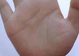 手相大全:手上感情线断开怎么看?具体情况具体分析!