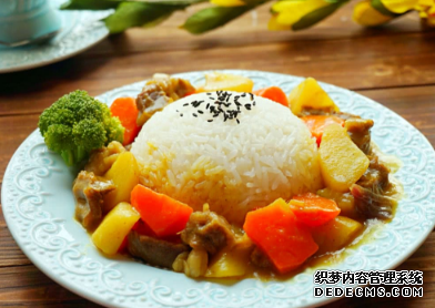 心理测试：假如你饿了三天，会吃哪碗饭？测你命中缺什么？