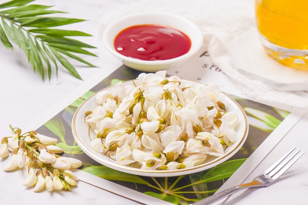 梦见槐花预示什么 梦见槐花好不好