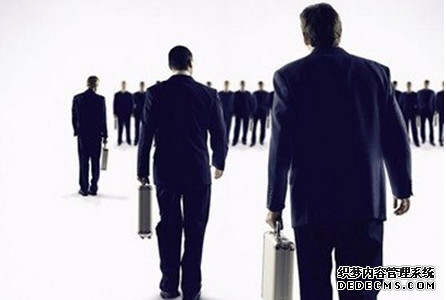 在职场心软会引来什么“回报”