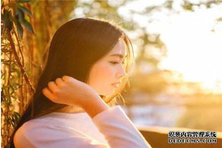 你会因不合群而被朋友排挤吗